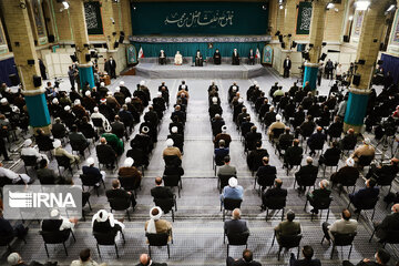 Leader receives participants at the Intl' Islamic Unity Conference