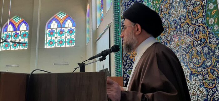 امام جمعه لارستان: با عاملان شهادت ۲ مدافع امنیت برخورد قاطع شود