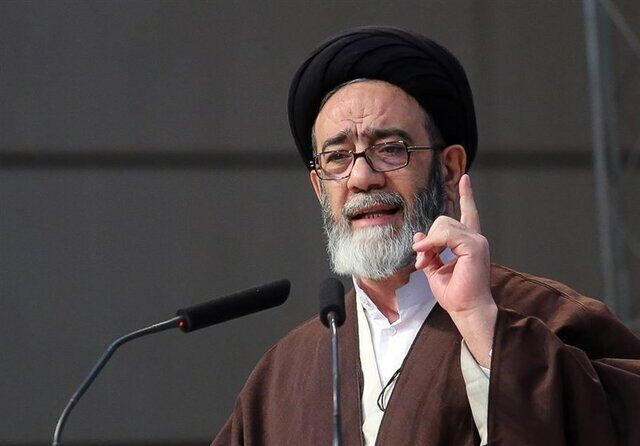 انتقاد تند یک امام جمعه از عملکرد بانکها درخصوص حمایت از جوانی جمعیت