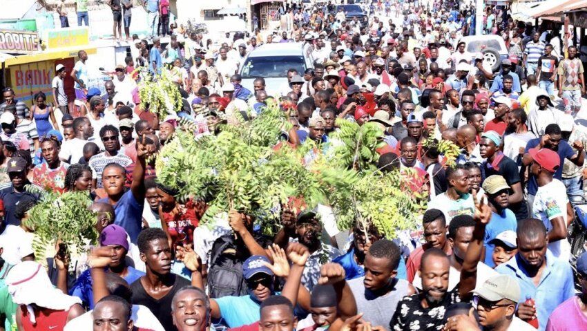 اعتراض هزاران نفر از مردم هائیتی به مداخله خارجی