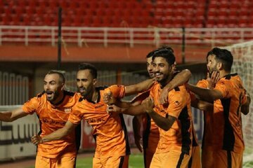 گلزن مس کرمان: برابر پرسپولیس برای یک هدف می‌جنگیم