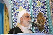 امام جمعه موقت ورامین: دشمن در مقابله با جمهوری اسلامی جوانان را هدف گرفته است