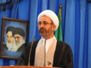 امام جمعه ایلام: ایرانیان به برکت انقلاب اسلامی در حال بازگشت به گذشته باشکوه خود هستند