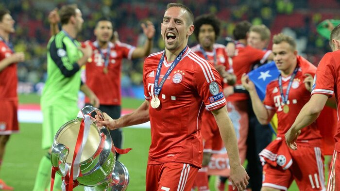 روز اشکبار «صورت زخمی» در سالرنو/ ریبری: چارهای جز خداحافظی نداشتم