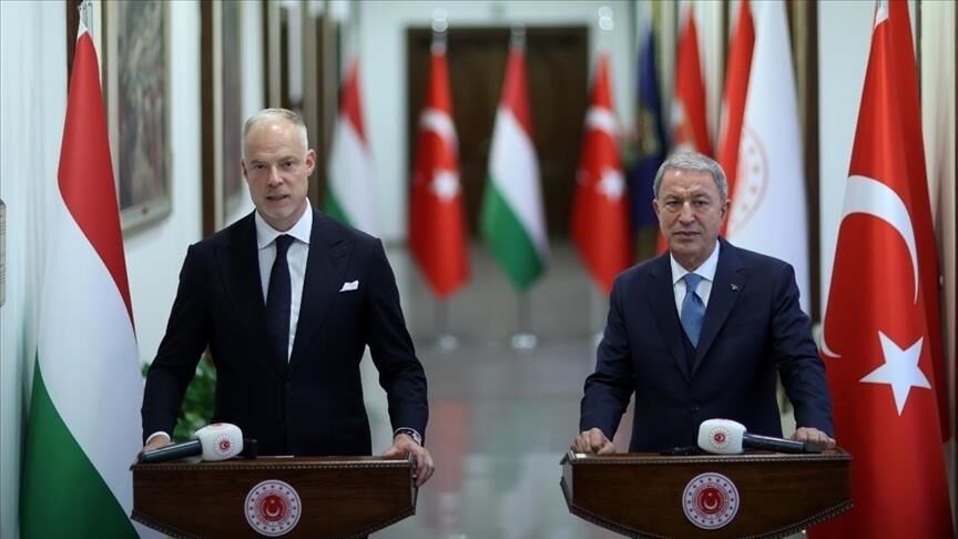 مجارستان و ترکیه توافق‌نامه نظامی امضا کردند 
