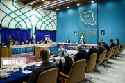 Mitglieder der Organisation asiatisch-pazifischer Nachrichtenagenturen (OANA) treffen sich mit Ayatollah Raisi