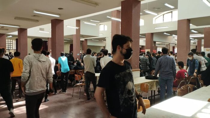 حاشیههای سفر بهادری جهرمی به قم