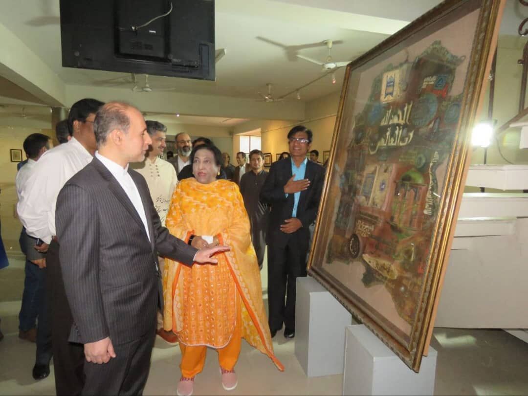نمایشگاه آثار قرآنی و خوشنویسی با حضور هنرمندان ایرانی در پاکستان گشایش یافت