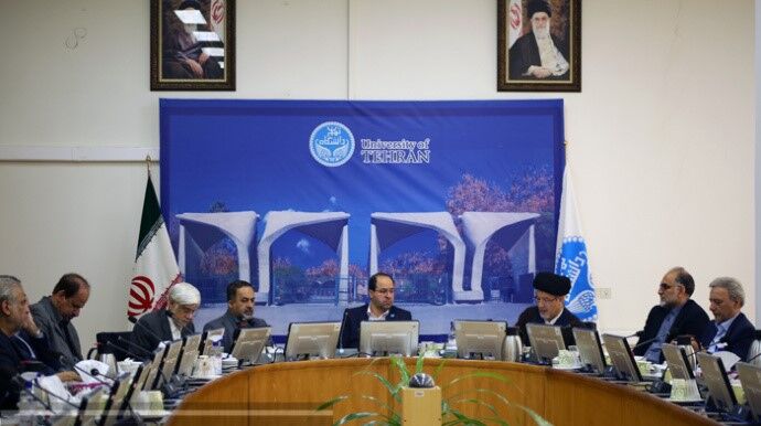 نشان «نماد آموزش عالی ایران» با هدف بسط گفتمان علمی اعطا میشود - ایرنا