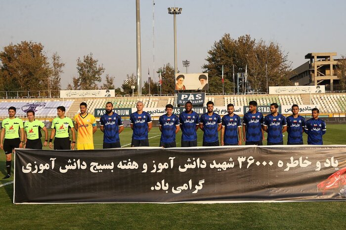 گل سه امتیازی محبی/ استقلال نفس به نفس پرسپولیس