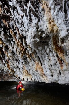 La grotte de sel de Qeshm vue par un photographe français