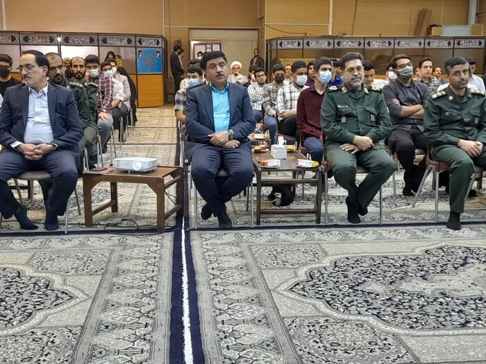 امامجمعه یزد: دانشآموزان نسبت به توطئه فتنه انگیزان هوشیار باشند