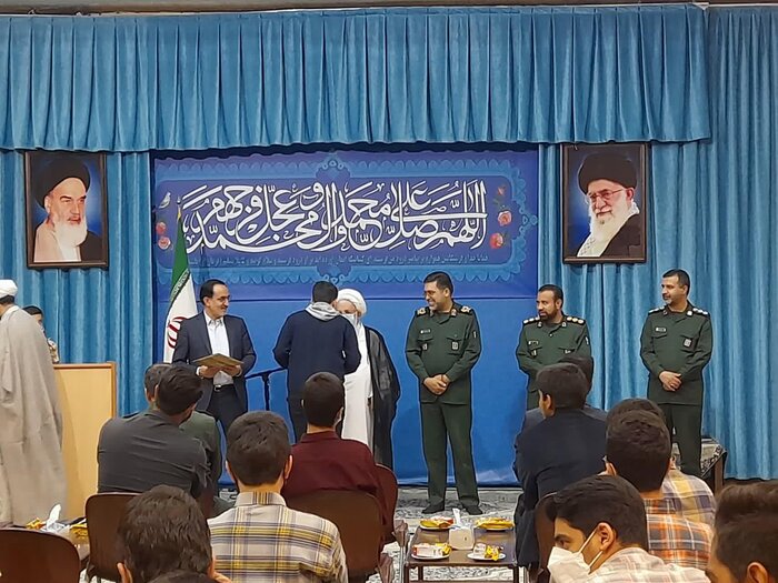 امامجمعه یزد: دانشآموزان نسبت به توطئه فتنه انگیزان هوشیار باشند