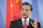 وانگ یی: آمریکا تلاش برای مهار چین را متوقف کند