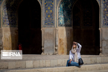 Foreign tourists visiting Iran's Isfahan attractions