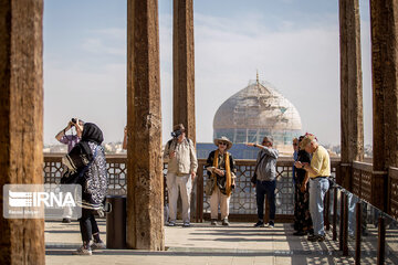 Foreign tourists visiting Iran's Isfahan attractions