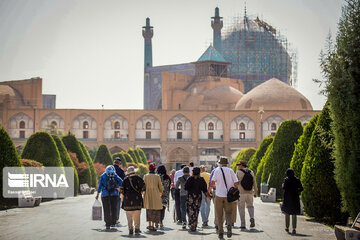 Foreign tourists visiting Iran's Isfahan attractions