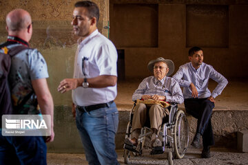 Foreign tourists visiting Iran's Isfahan attractions