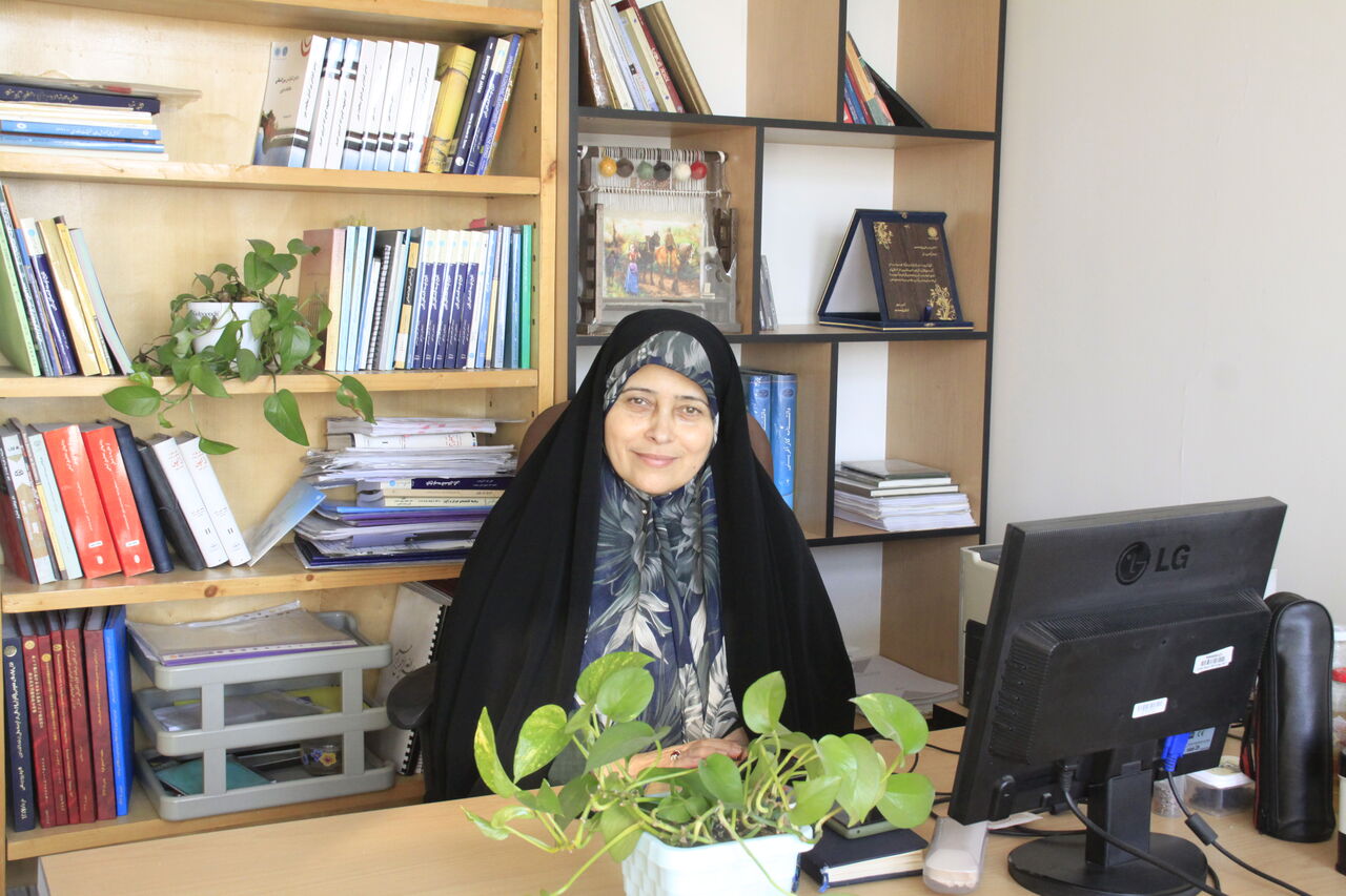 زنان از زبان زنان (۱۳)/ نقش ارزشهای جامعه در موفقیت زنان را برجسته کنیم زنان از زبان زنان (۱۳)/ نقش ارزشهای جامعه در موفقیت زنان را برجسته کنیم