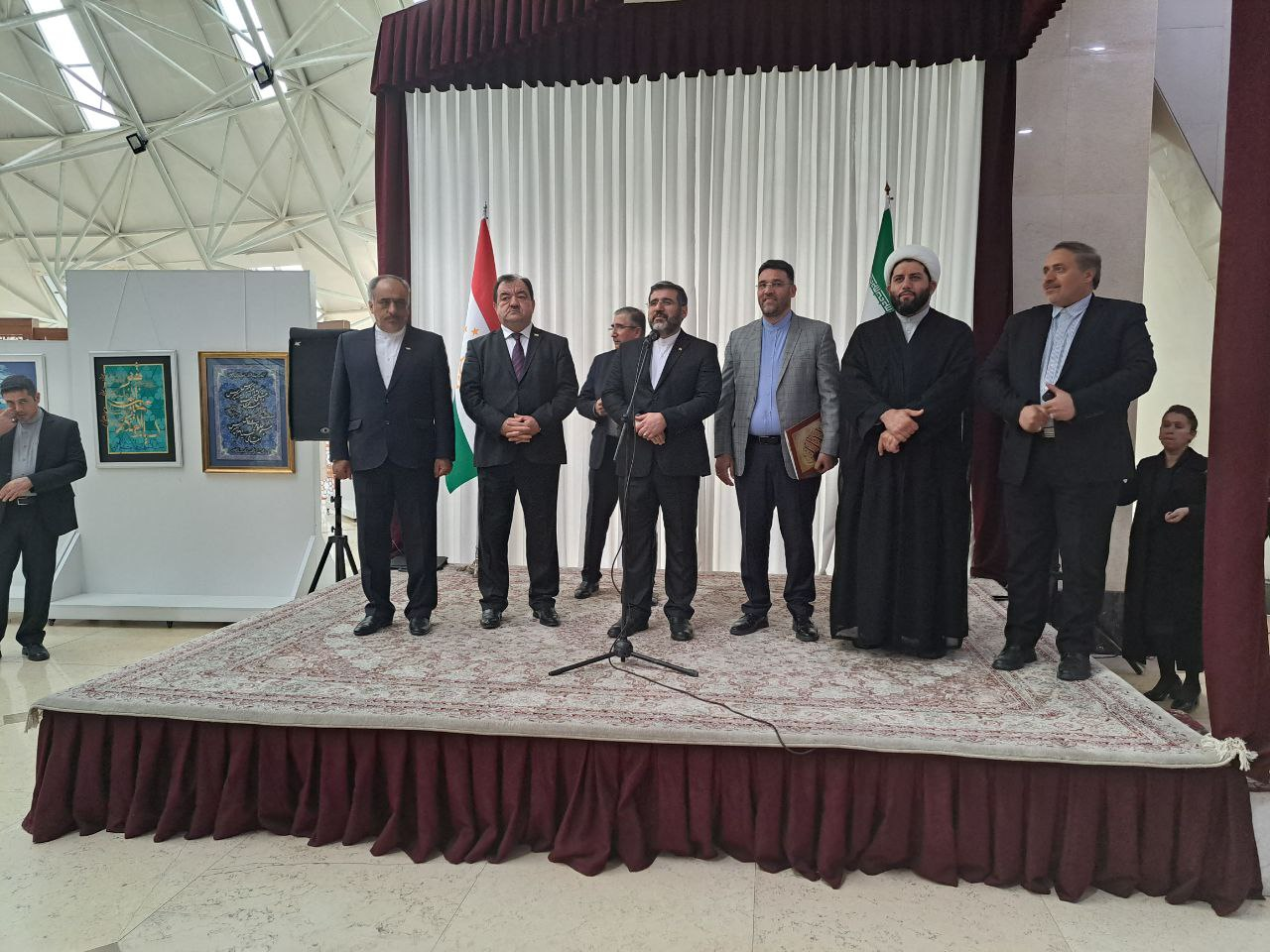 نمایشگاه دستاوردهای فرهنگی و هنری ایران در تاجیکستان گشایش یافت+ عکس