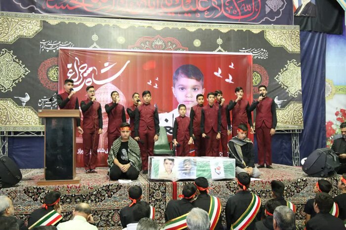 لحظه شهادت فرزند مقابل چشمان پدر در حرم شاهچراغ