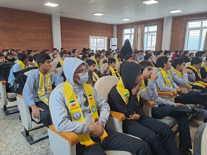 زنگ استکبارستیزی در مدارس گلستان نواخته شد