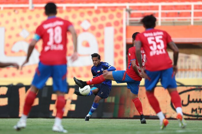 ساز کوک استقلال با ساپینتو؛ بازیکن مازاد برای آبیها جام گرفت