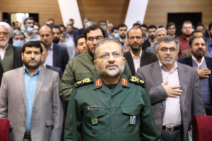 راه تشکیل ایران قوی و مستقل از مسیر علم و فناوری میگذرد