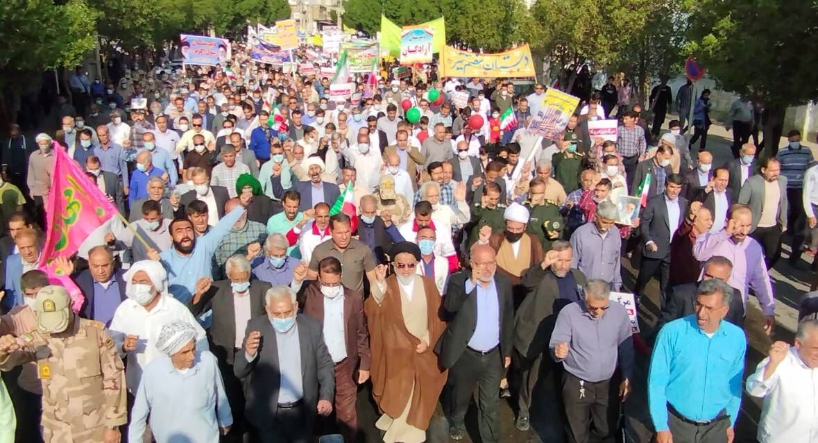 ایرانیان در ۱۳ آبان جلوه دیگری از اتحاد علیه دشمن را به نمایش گذاشتند 