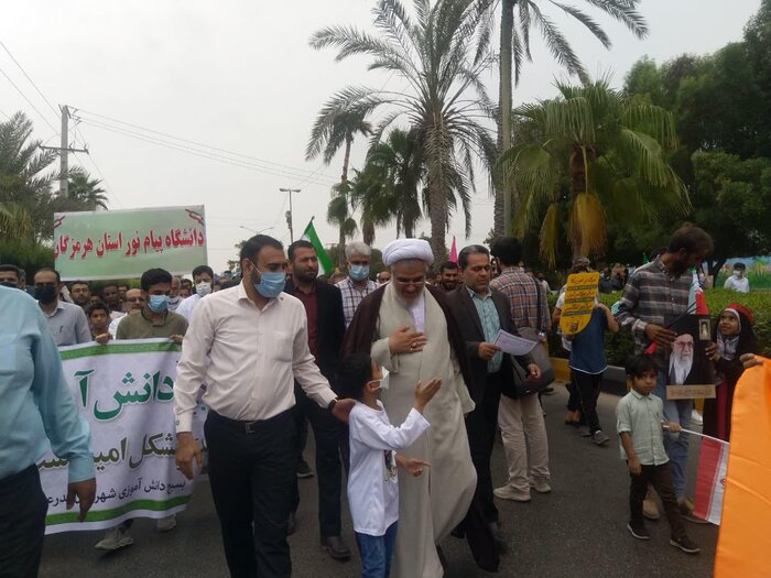 مردم بندرعباس فتنهگری و ایجاد نا امنی را محکوم کردند