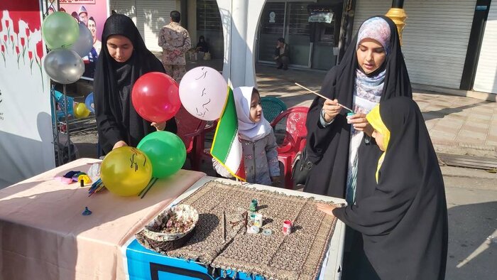 راهپیمایی ۱۳ آبان ساری از سلام فرمانده دانش آموزان تا حضور خردسالان