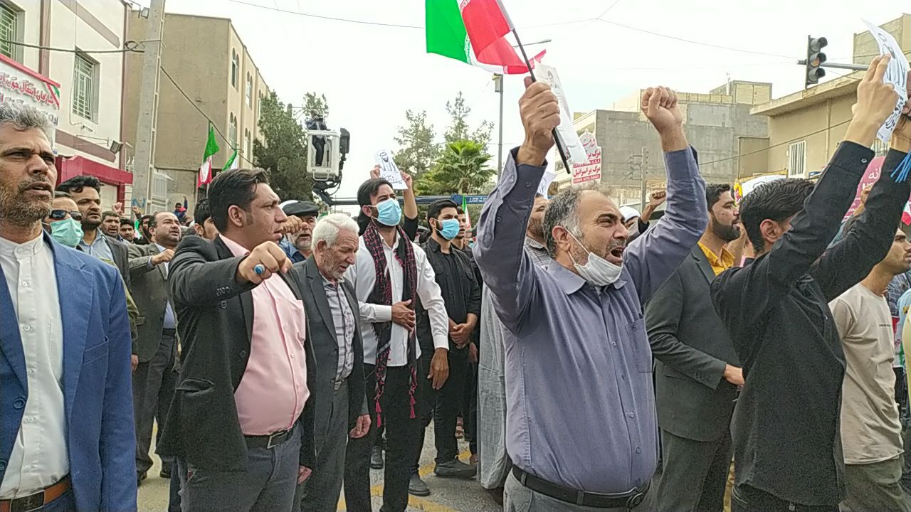 فیلم/راهپیمایی مردم زاهدان در یوم الله ۱۳ آبان