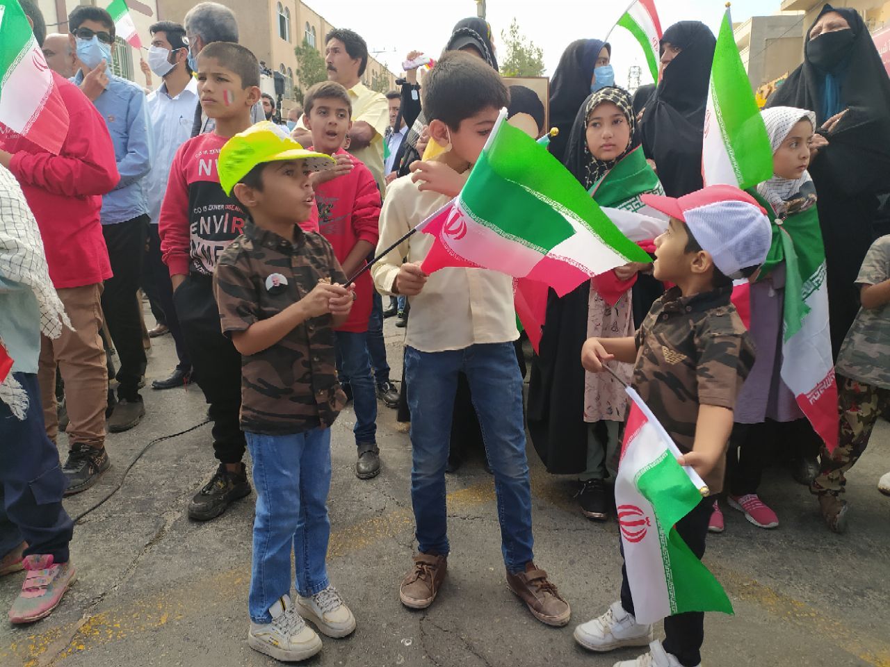 فیلم/ راهپیمایی ۱۳ آبان در دلگان