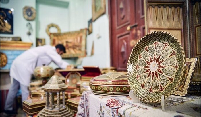 اینجا موزه صنایع دستی ایران است