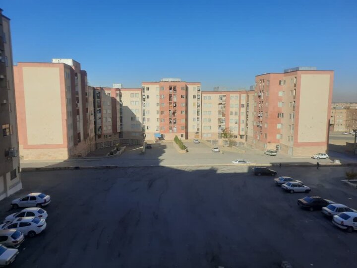 یک دهه بیمهری به ساکنان مسکن مهر همدان