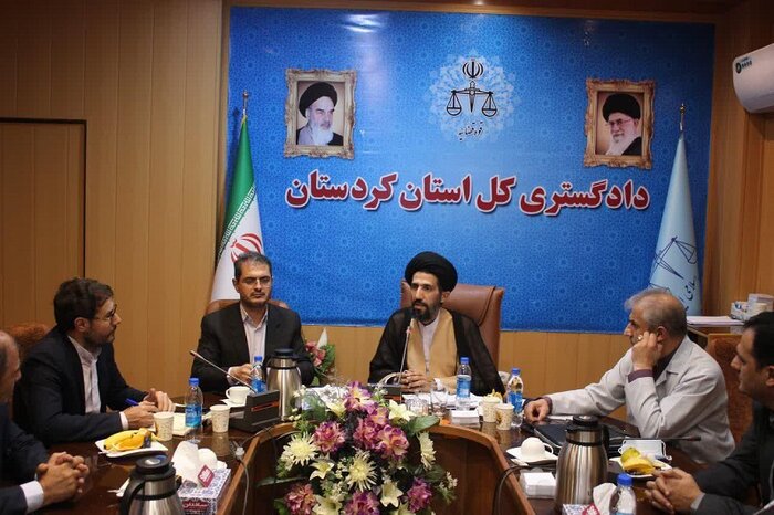 ضوابط بهرهبرداری از معدن طلای زرکوه قروه شفاف باشد