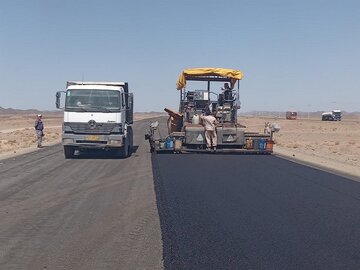 فیلم/همت بلند دولت با افتتاح ۲۲۳ کیلومتر بزرگراه در سیستان و بلوچستان