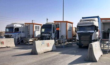 روزانه ۹۰ هزار کامیون از گذرگاههای مرزی کشور تردد می‌کنند