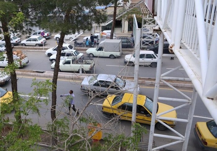 انتظار برای باز شدن گرههای ترافیکی در بیرجند