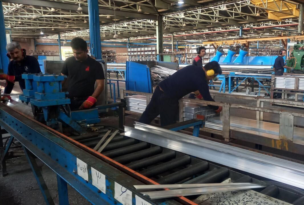 تحقق شعار دولت در زمینه اشتغال نیازمند مهارتآموزی است تحقق شعار دولت در زمینه اشتغال نیازمند مهارتآموزی است