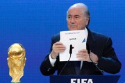 ادعای بلاتر: فیفا تحت فشار فرانسه، میزبانی جام جهانی را به قطر داد