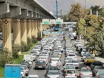 کاهش ترافیک شهر کرمانشاه با اجرای پنج پروژه‌ عمرانی در دست ساخت