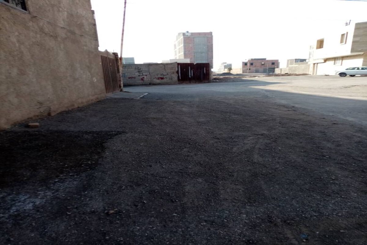 به وسعت پیادهراههای خاکی کرمان