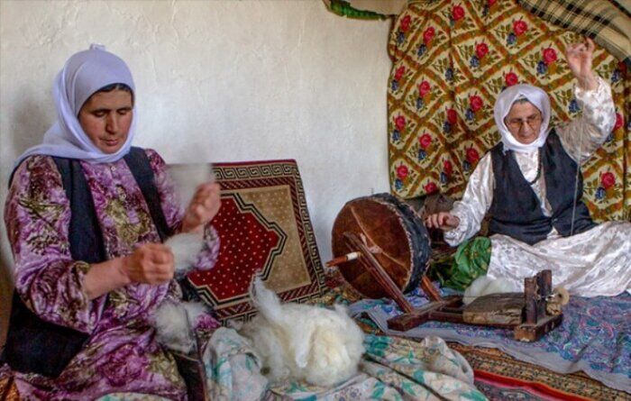 دبیران روستاهای ملی صنایع دستی گیلان معرفی شدند