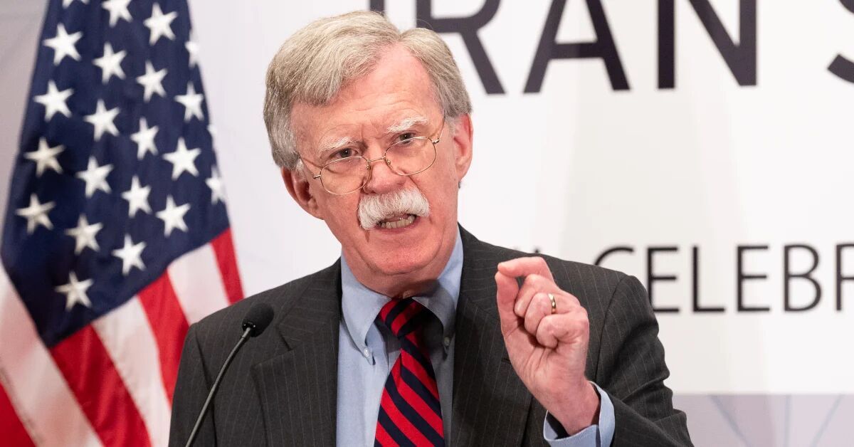 Bolton: Los opositores de Irán (alborotadores) obtienen armas del Kurdistán iraquí