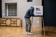 رای دهندگان آمریکایی نگران از تهدید دموکراسی 