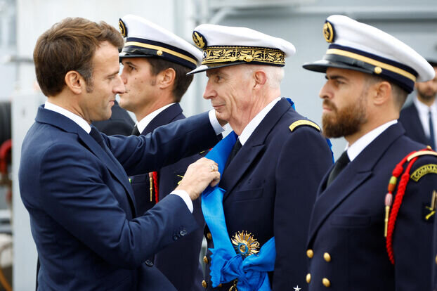 مکرون: نیروهای هستهای فرانسه به امنیت اروپا کمک میکنند