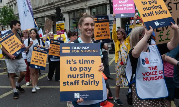 اعلام توافق پرستاران انگلیس برای اعتصاب سراسری