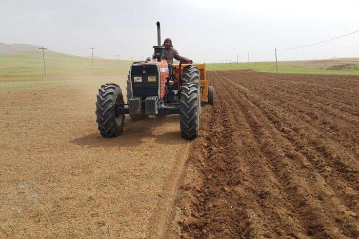 کشاورزان گلستانی: کود شیمیایی مورد نیاز برای کشت پاییزه باید تامین شود
