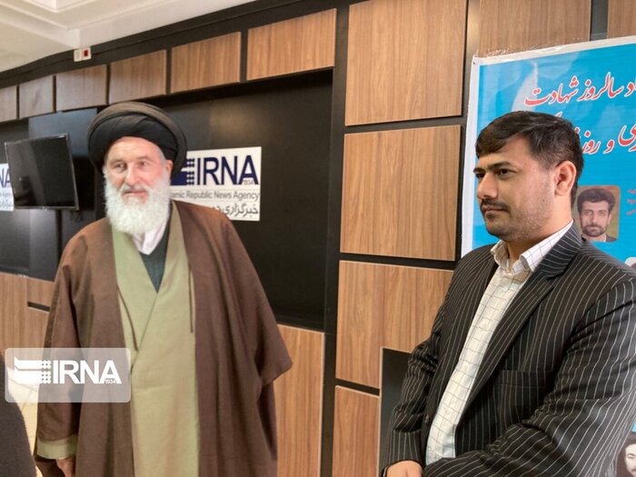 رسانه ها با تحلیل به موقع و درست به ابزار مقابله با هجمه رسانههای بیگانه مجهز شوند